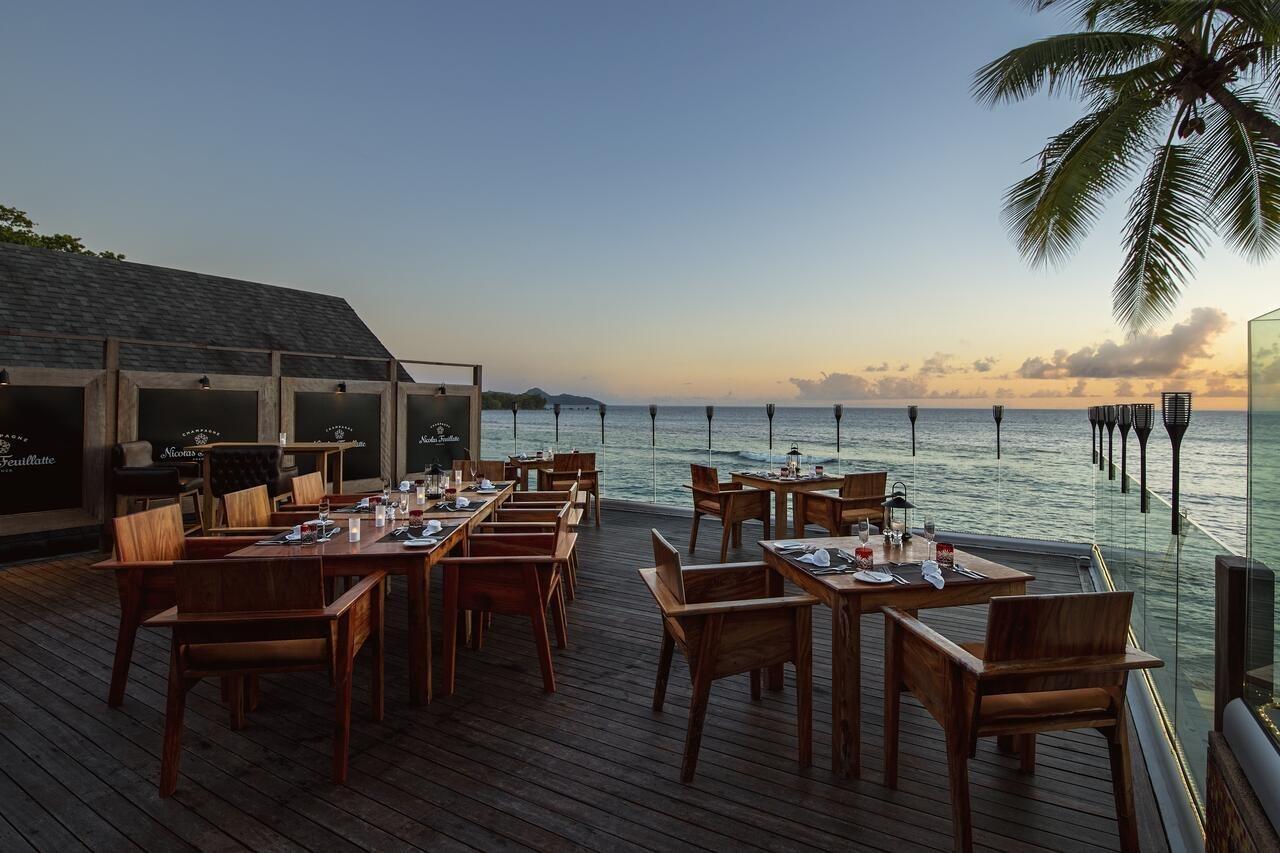 Avani Barbarons Seychelles Resort Grand Anse  Eksteriør billede