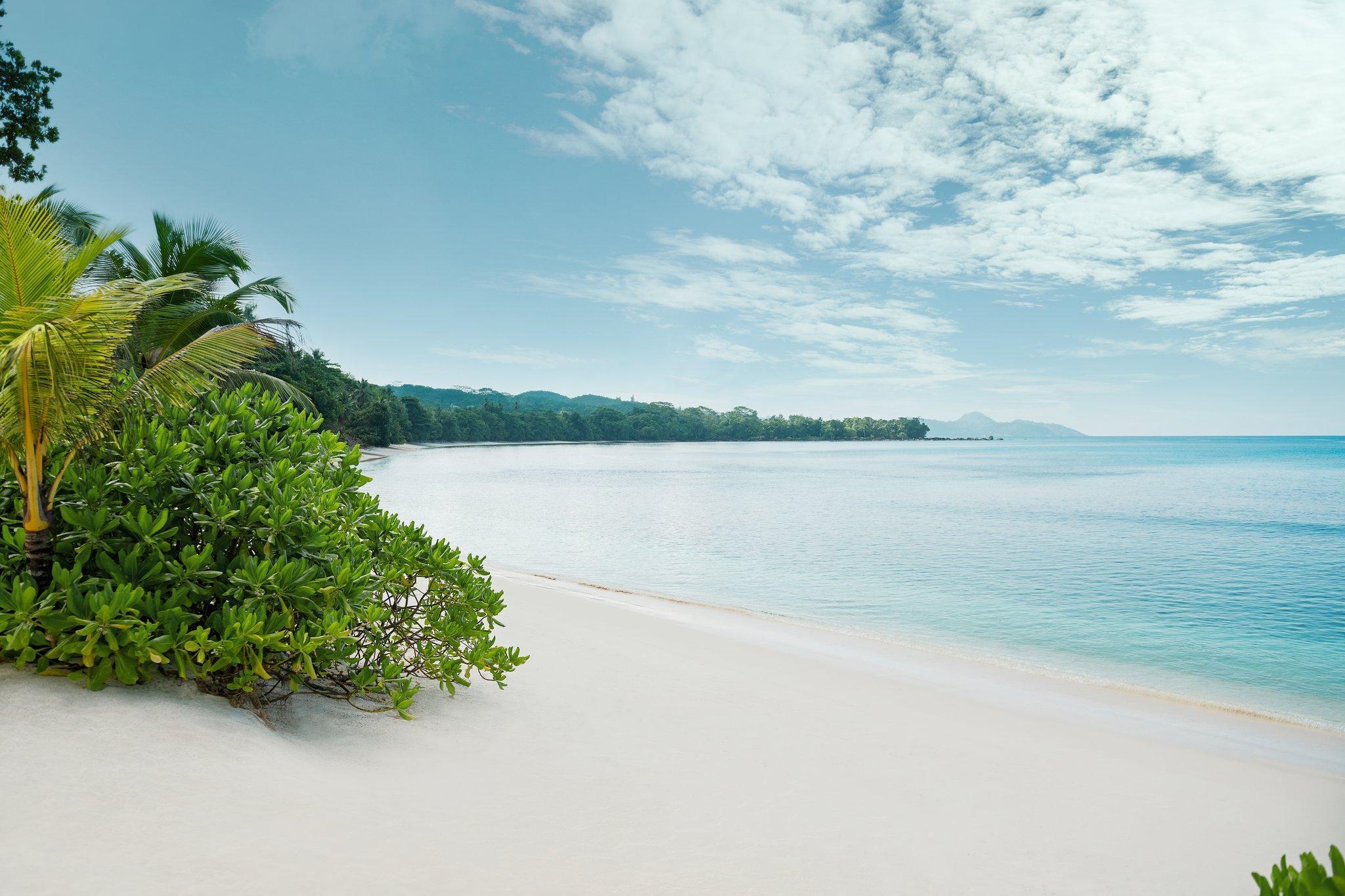 Avani Barbarons Seychelles Resort Grand Anse  Eksteriør billede