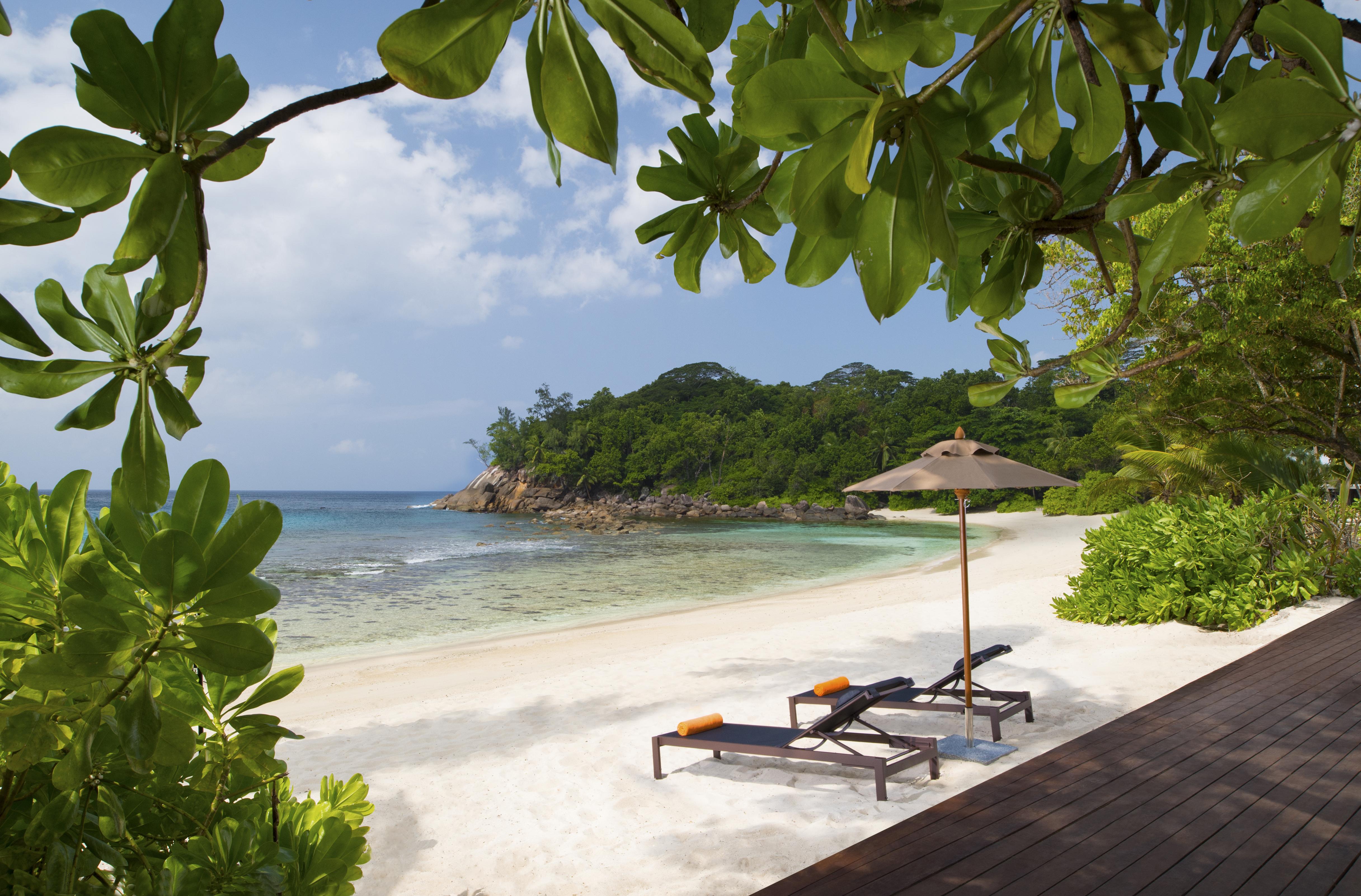 Avani Barbarons Seychelles Resort Grand Anse  Eksteriør billede